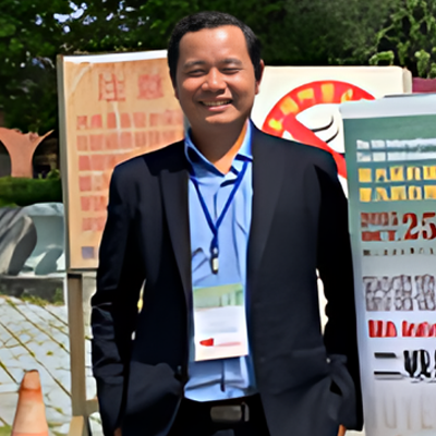 Dr. Nguyen Hoang Phuong