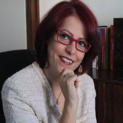 Dr. Benildes Coura Moreira dos Santos Maculan