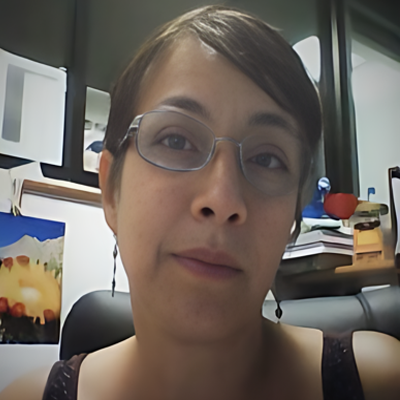 Dr. Claudia Patrícia