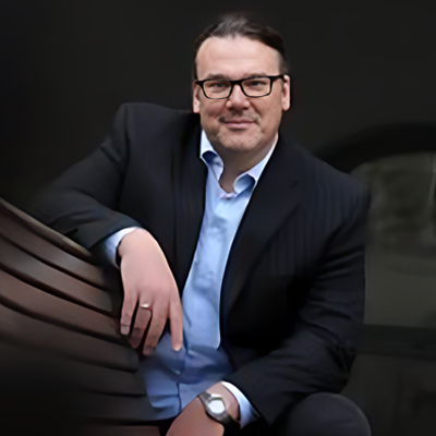 Dr. Matthias Finkbeiner